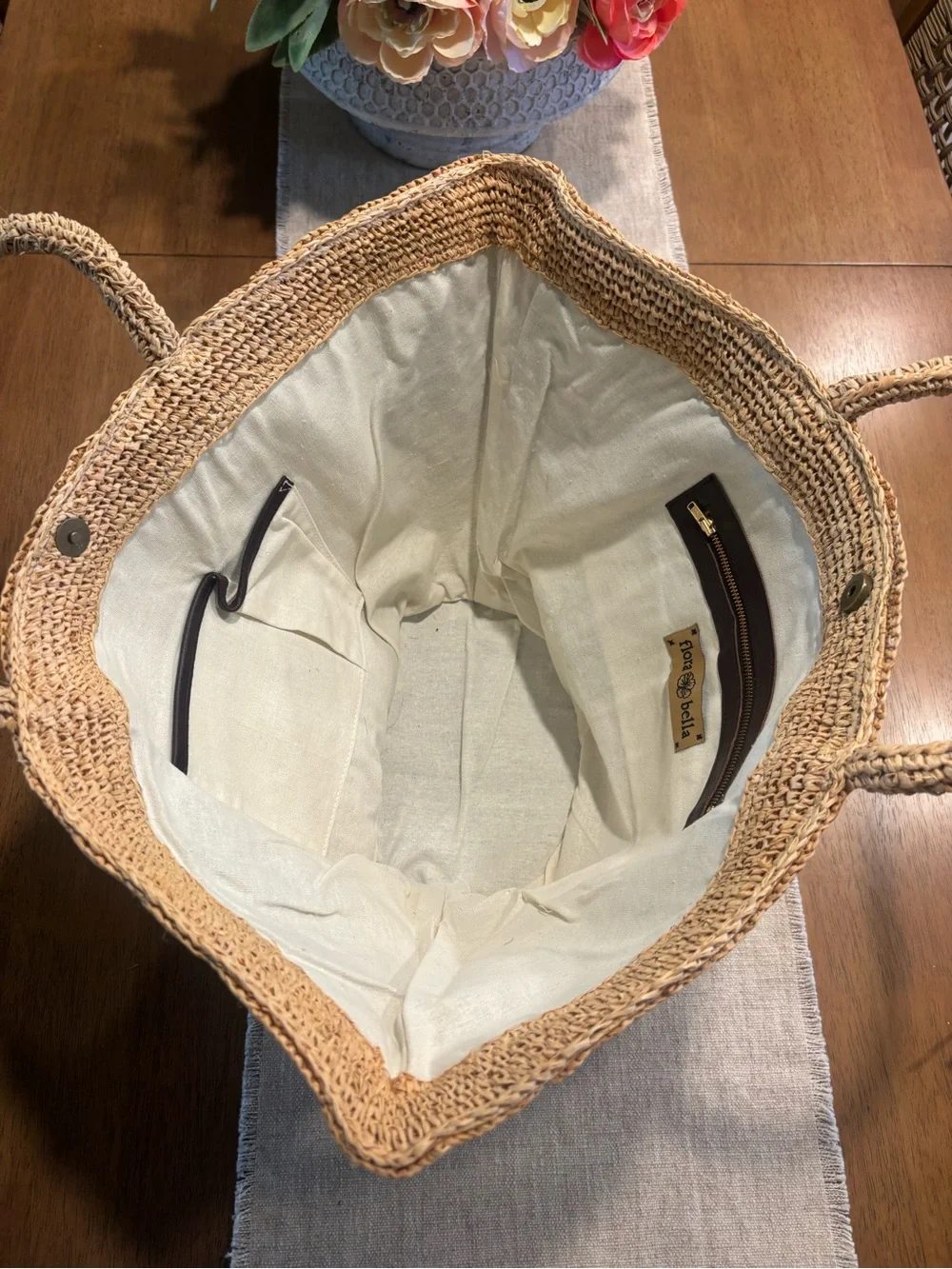 NWOT Flora Bella $265 Raffia Tote Bag